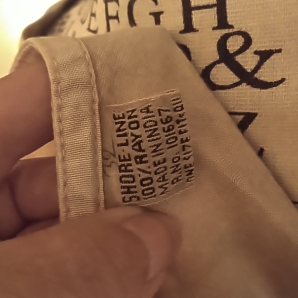 Women's gently used Shoreline embroidered top size medium - Picture 5 of 6